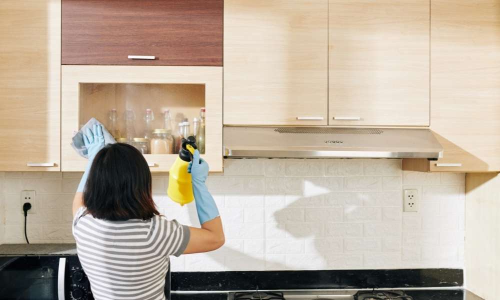 Cleaning the Cabinets After Painting